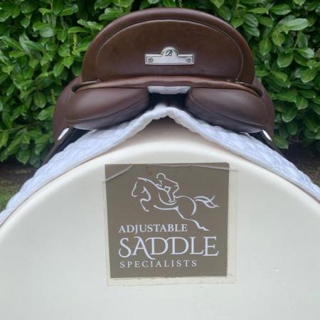 Image 12 of Bates 17 inch wide brown saddle