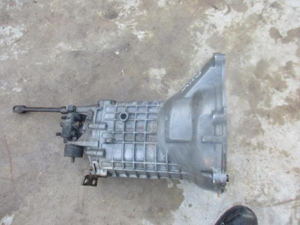 Image 1 of Gearbox four speed for Bmw 2002