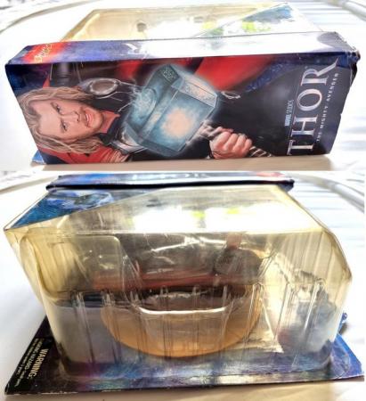 Image 2 of Thor The Mighty Avenger 2011 Movie Collectors Edition Figure
