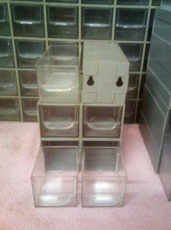 Image 1 of 4 x Modular slot together drawer boxes £5  ( buy 2 lots and