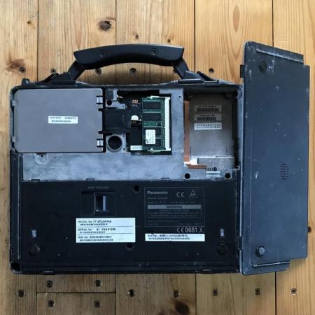 Image 2 of Panasonic Toughbook CF-27, battery pack, DVD & FD caddies