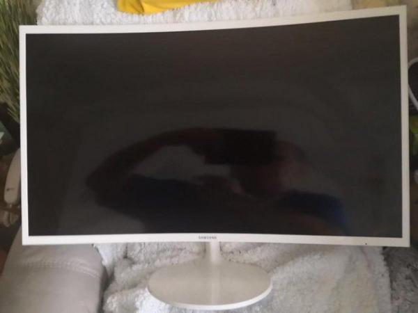 Image 2 of Samsung 32inch curved PC Monitor !reduced for quick sale 150