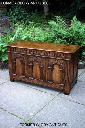 Image 42 of A TITCHMARSH & GOODWIN CARVED OAK BLANKET CHEST BOX TRUNK