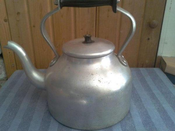 Image 2 of 10 Pint thick aluminium traditional catering, canteen teapot