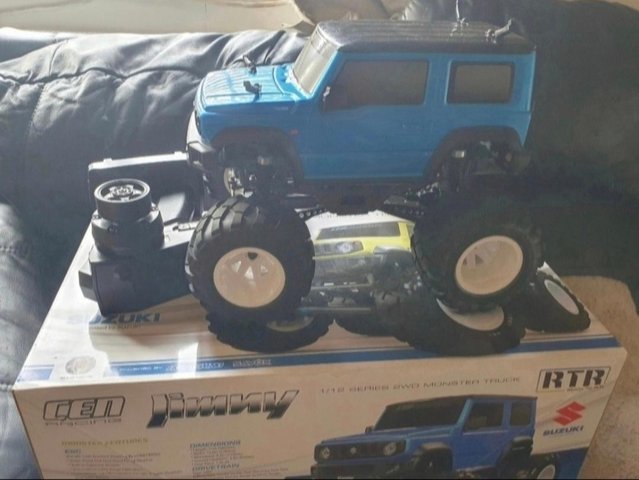Preview of the first image of Rc car cen racing q series suzuki jimny vgc.