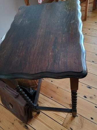 Image 3 of Table small original wood in a very good condition