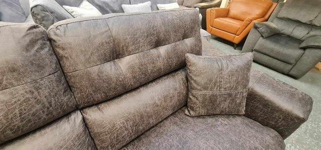 Image 7 of La-z-boy Hollywood brown fabric manual recliner corner sofa
