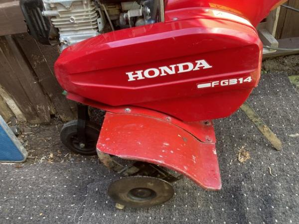 Image 2 of Honda rotavator big girl selling for a friend