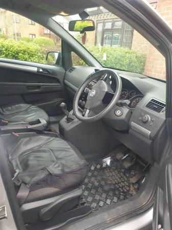 Image 2 of Vauxhall Zafira 2014 (low mileage)