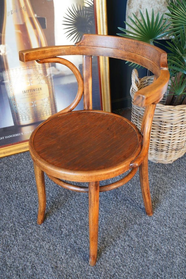 Preview of the first image of Antique Original Thonet 233 1930s Bentwood Dining Chair.