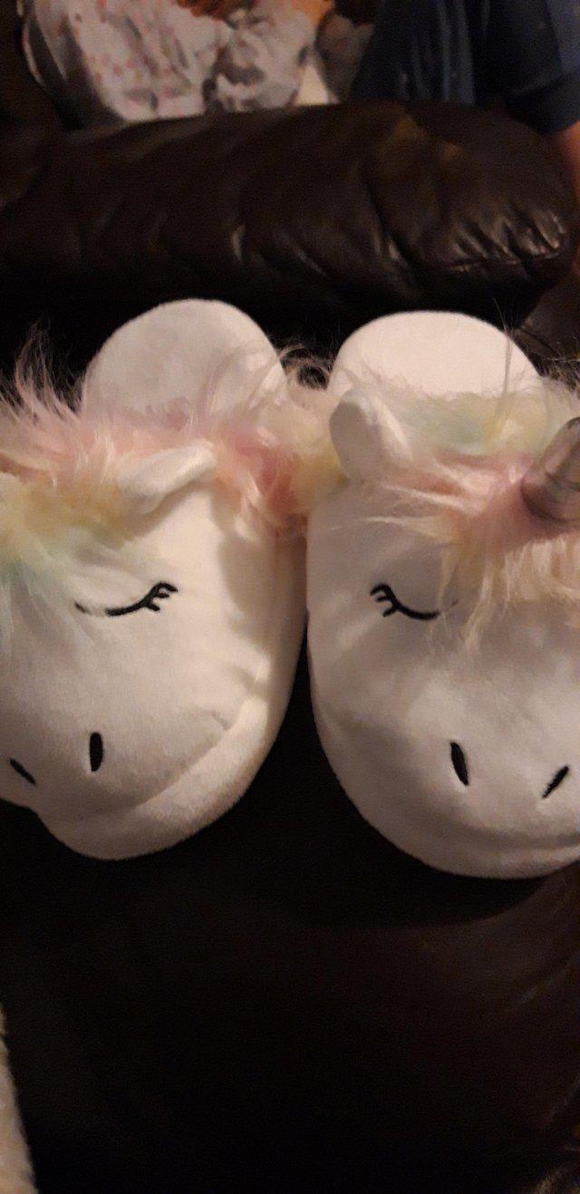 Preview of the first image of Unicorn Slippers New size 4 ....