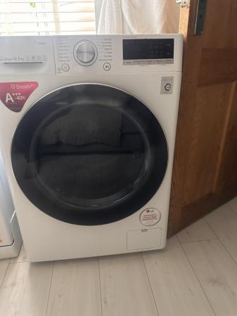 Image 5 of LG F4V510WSE 10.5 kg steam Washing Machine - White