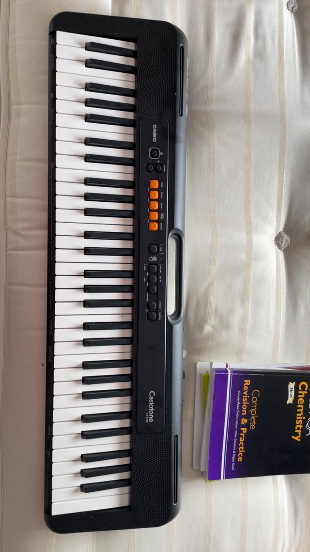 Preview of the first image of GREAT CONDITION CASIO KEYBOARD HARDLY USED.