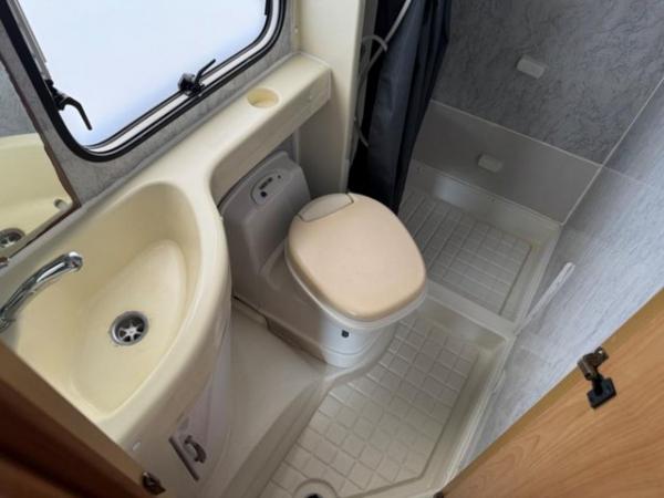 Image 3 of Elnagh Slim 2 Fixed Bed Motorhome 2003 (53)reg Fiat Ducato