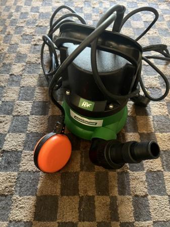 Image 2 of Clean water pump 400w used once
