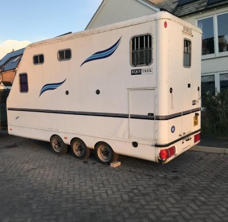 Image 1 of Equitrek 2 horse trailer with living