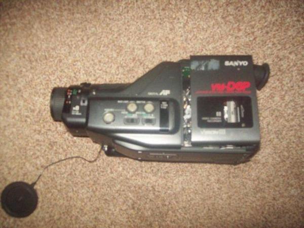 Image 1 of Wanted-Sanyo VM66DP camcorder in full working order