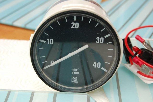 Preview of the first image of Universal Tachometer by Volvo Penta, 4000 rpm, 12-24V,.