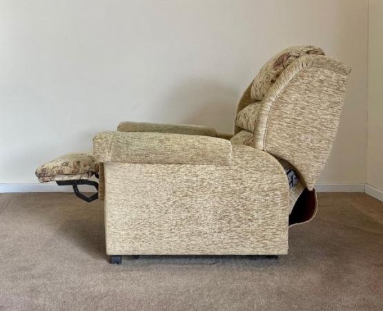 Image 11 of WILLOWBROOK MOBILITY ELECTRIC RISER RECLINER CHAIR DELIVERY