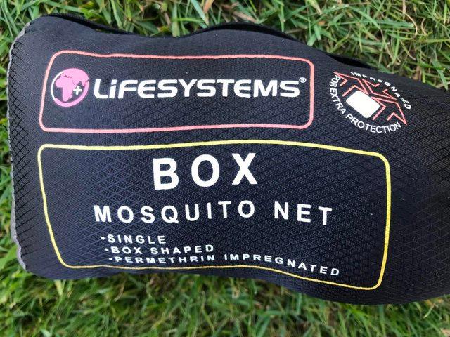 Preview of the first image of New Life Systems Box Net Single Mosquito Net..