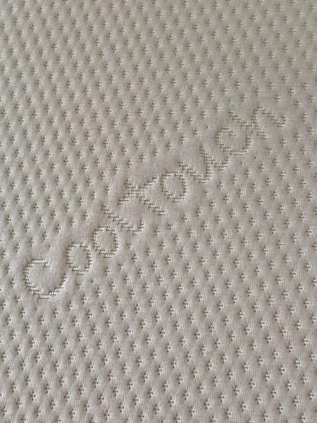 Preview of the first image of Cool touch memory foam mattress topper as good as new.