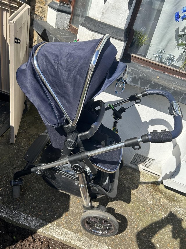 Preview of the first image of Silver cross travel system, comes with carry cot also..