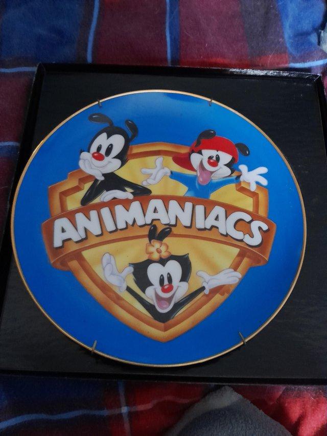 Preview of the first image of Disney limited edition plate.