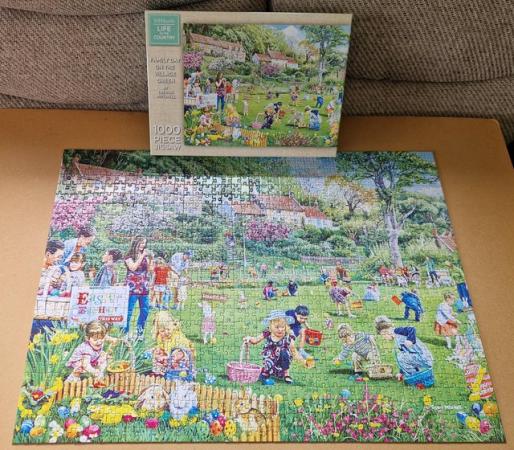 Image 3 of 1000 piece jigsaw called FAMILY DAY ON THE VILLAGE GREEN .