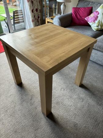 Image 2 of Oak Table that extends and chairs