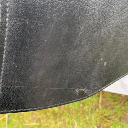 Image 3 of Thorowgood T4 17 inch cob saddle