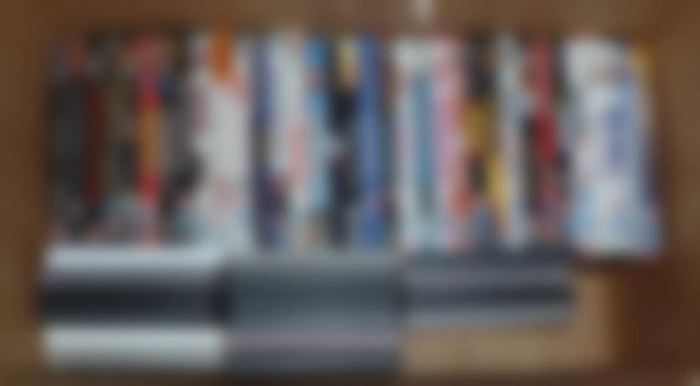 Preview of the first image of 100 DVD joblot bundle. The majority are films.