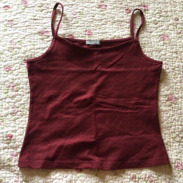 Preview of the first image of Sz12 Vtg Y2K PER UNA Deep Brick Red Cami Strappy Top.