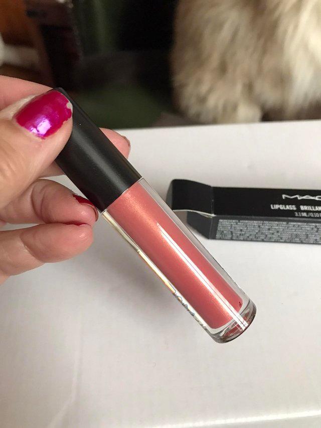 Preview of the first image of Mac lip glass lip gloss a48 good juju.