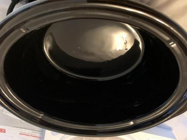 Image 2 of Morphy Richards 3.5 L Oval Slow cooker