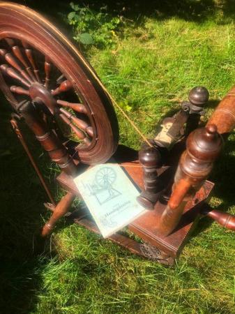 Image 10 of ANTIQUE TRADITIONAL FULL SIZE SCOTTISH SPINNING WHEEL + BOOK