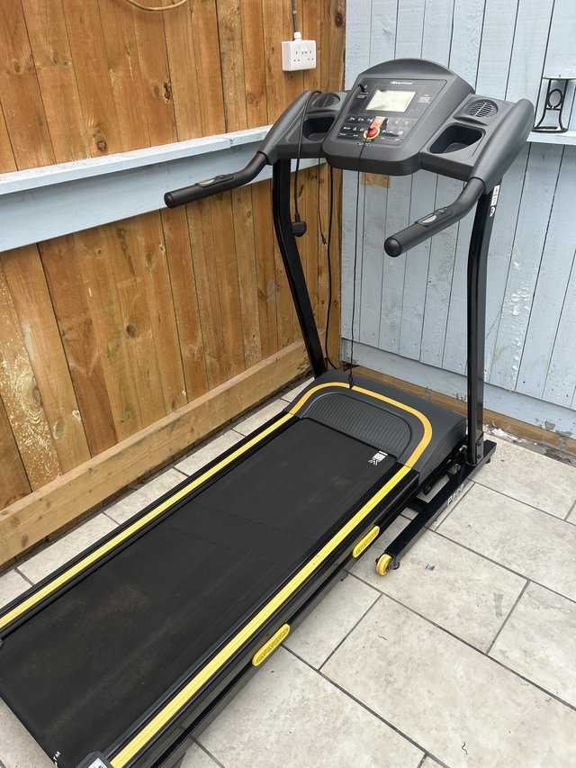 Karrimor pace 2025 treadmill manual