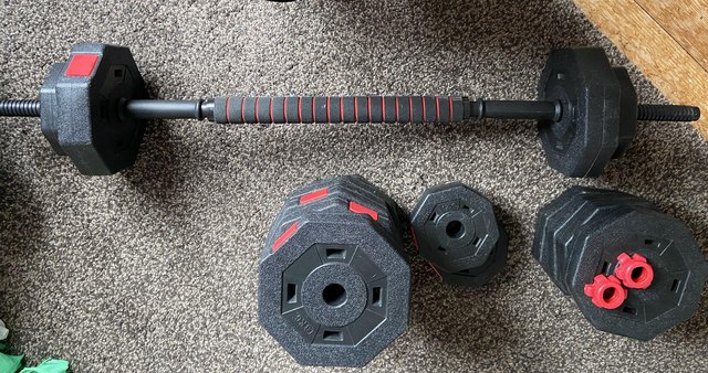 Image 1 of 40kg adjustable dumbbells with barbell attachment