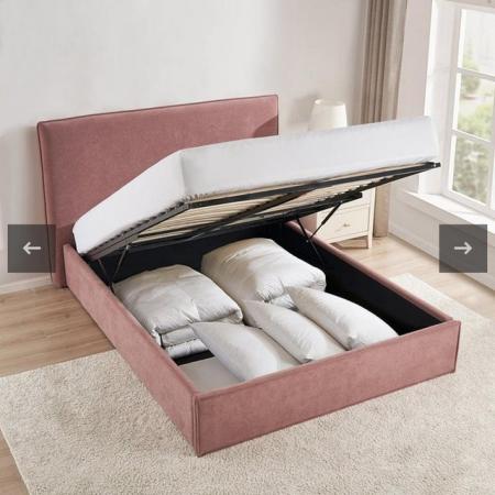 Image 3 of Super king pink velvet ottoman bed