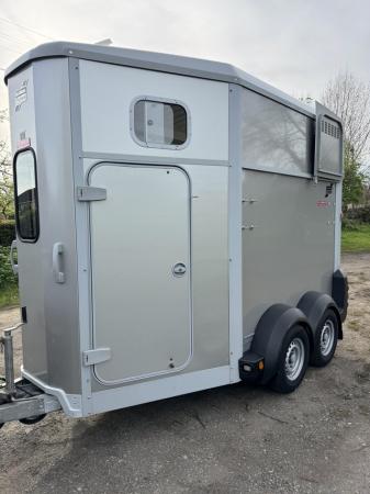 Image 3 of Ifor Williams 506 horse trailer