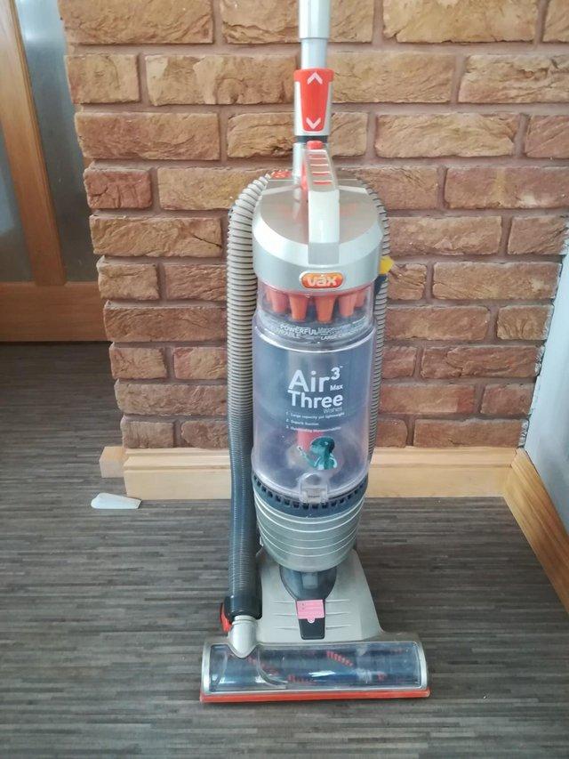 Preview of the first image of VAX AIR 3 MAX UPRIGHT VACUUM CLEANER.