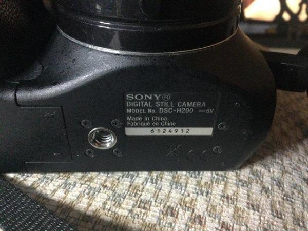 Image 2 of Sony camera in extremely good condition little used