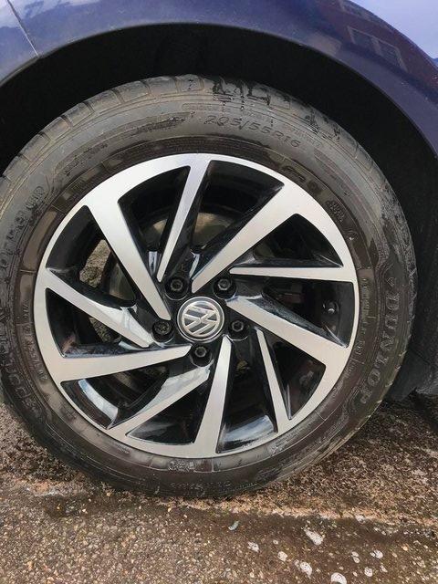 Preview of the first image of VW Golf Match original alloy wheels 205/55/R16.