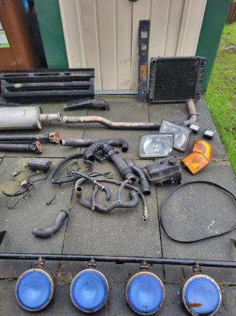 Image 3 of Land Rover Discovery 300TDI spare parts.