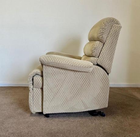 Image 9 of SHERBORNE ELECTRIC RISER RECLINER MOBILITY CHAIR CAN DELIVER