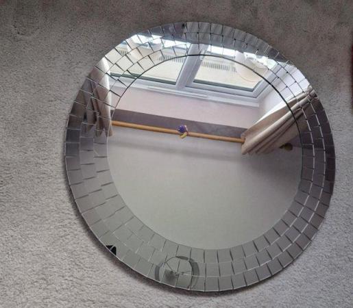Image 1 of Large Round Mosaic Edge Style Mirror