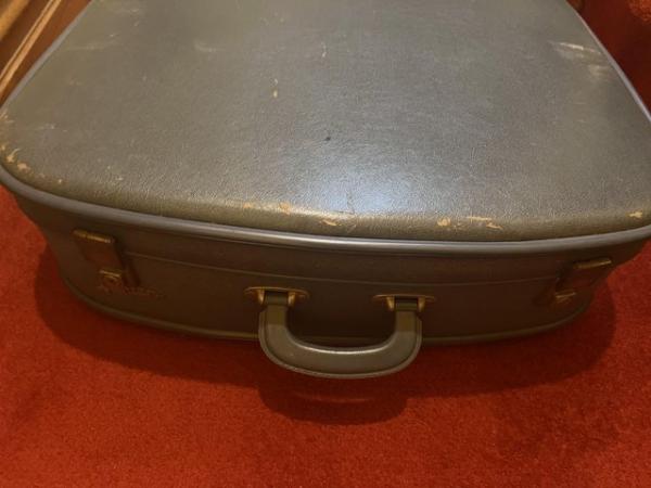 Image 2 of Vintage suitcase in blue/grey colour