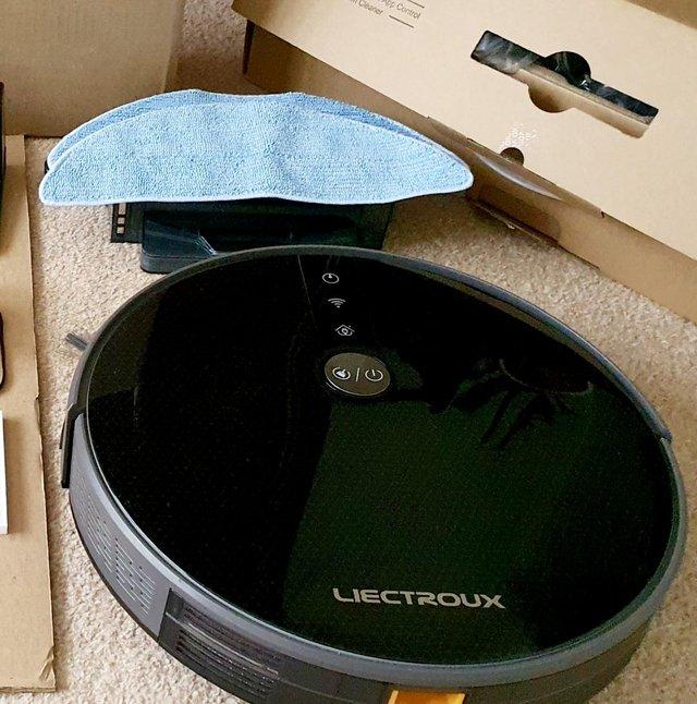 Preview of the first image of LIECTROUX C30B Robot Vacuum/Mop Cleaner.