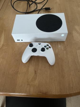 Image 2 of Xbox series S for sale/