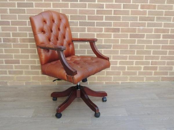 Image 6 of Chesterfield Tan Gainsborough Chair (UK Delivery)