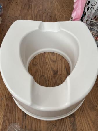Image 1 of High rise disability toilet aid